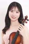 <strong>KOUMURA Wakana,</strong> Violin††