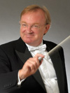 <h3><strong>Martyn BRABBINS</strong>, Chief Conductor</h3>
